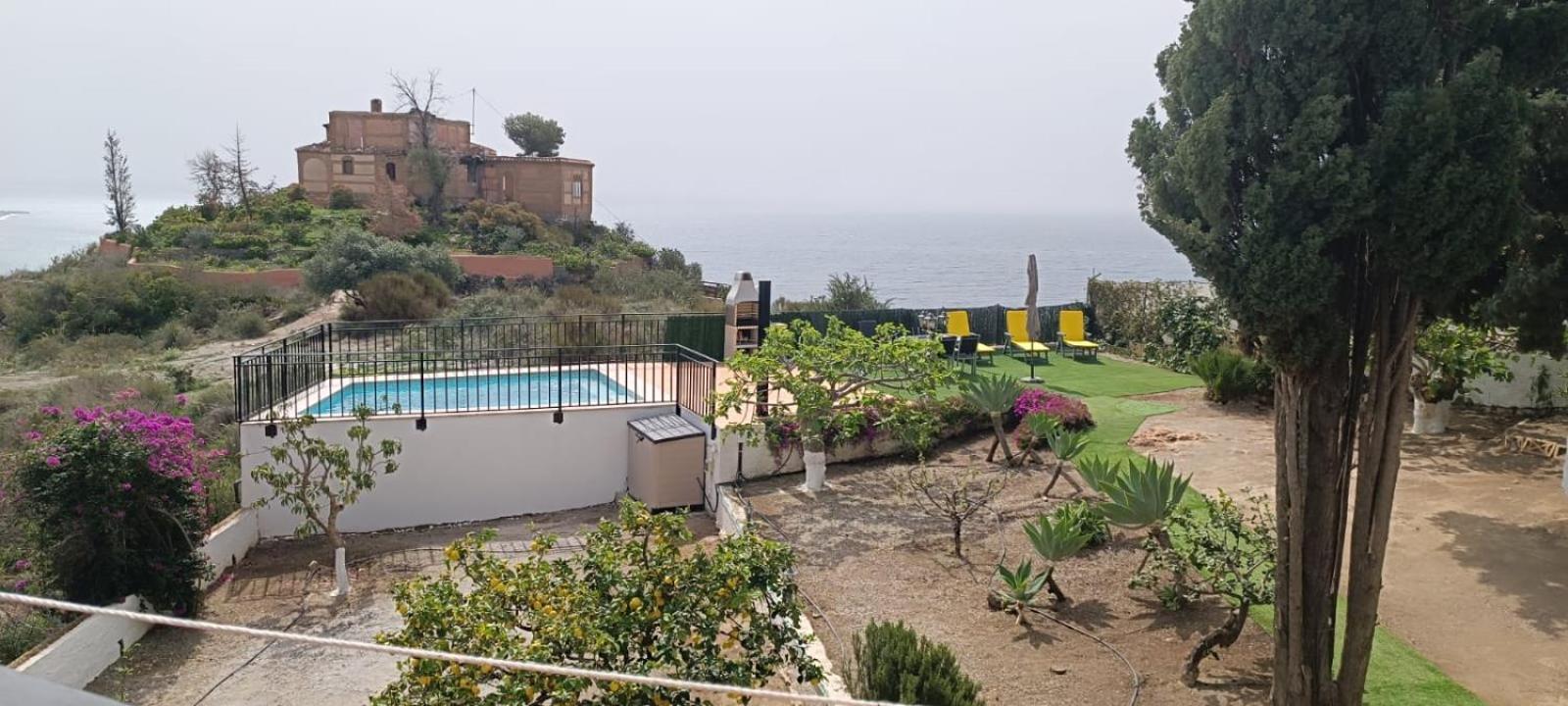 Villa La Torrecica, Con Caracter Andaluz Y Magnificas Vistas Al Mar Y Sierra Nevada Salobreña Esterno foto