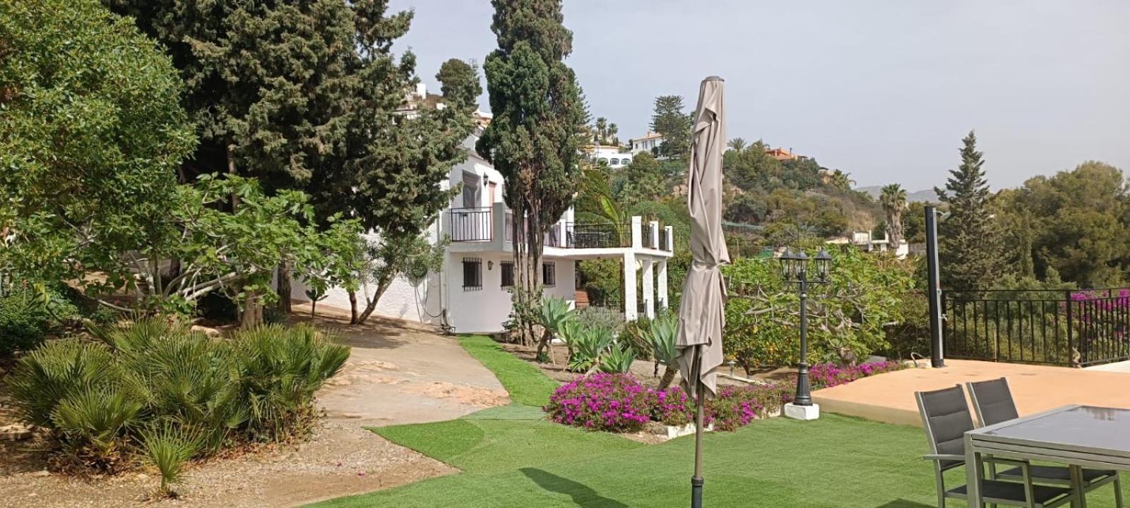 Villa La Torrecica, Con Caracter Andaluz Y Magnificas Vistas Al Mar Y Sierra Nevada Salobreña Esterno foto