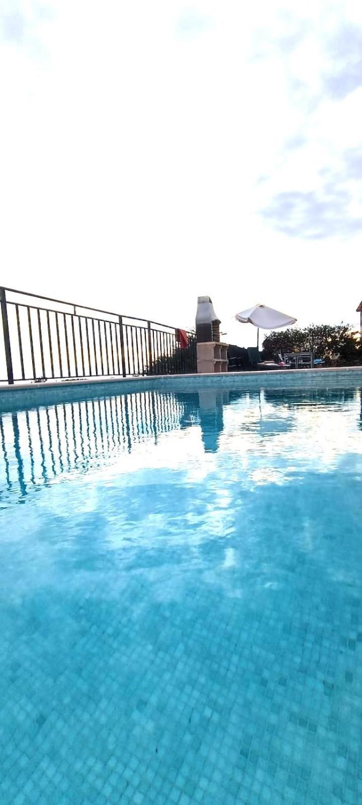 Villa La Torrecica, Con Caracter Andaluz Y Magnificas Vistas Al Mar Y Sierra Nevada Salobreña Esterno foto