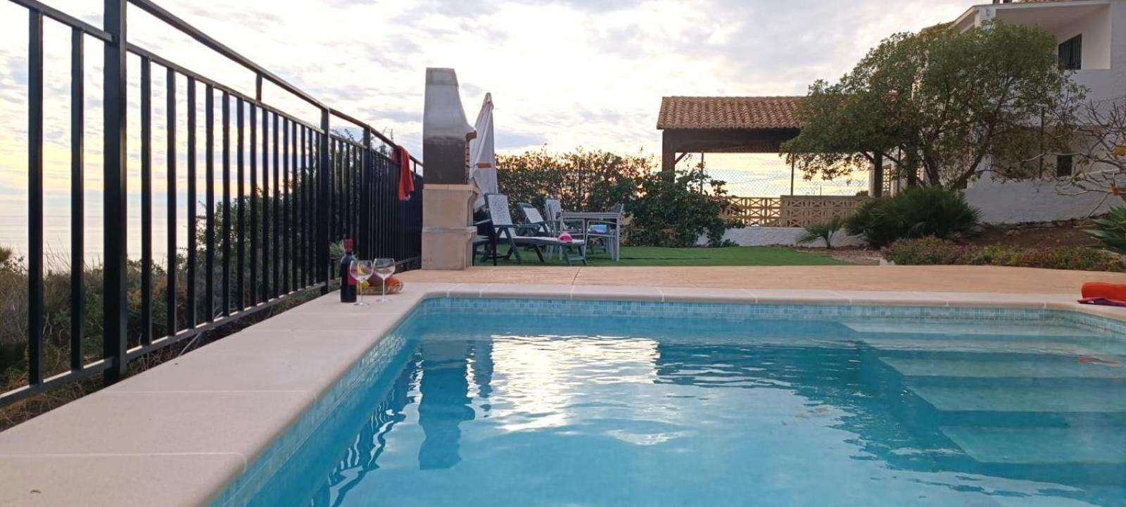 Villa La Torrecica, Con Caracter Andaluz Y Magnificas Vistas Al Mar Y Sierra Nevada Salobreña Esterno foto